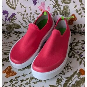 OOFOS Women's OOmega eeZee Low Shoe Neon Berry Pink Size 8 NWT Read